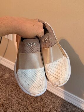 Womens APL Techloom Bliss Athletic Shoes Caramel & White